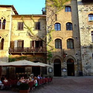 La Cisterna Hotel